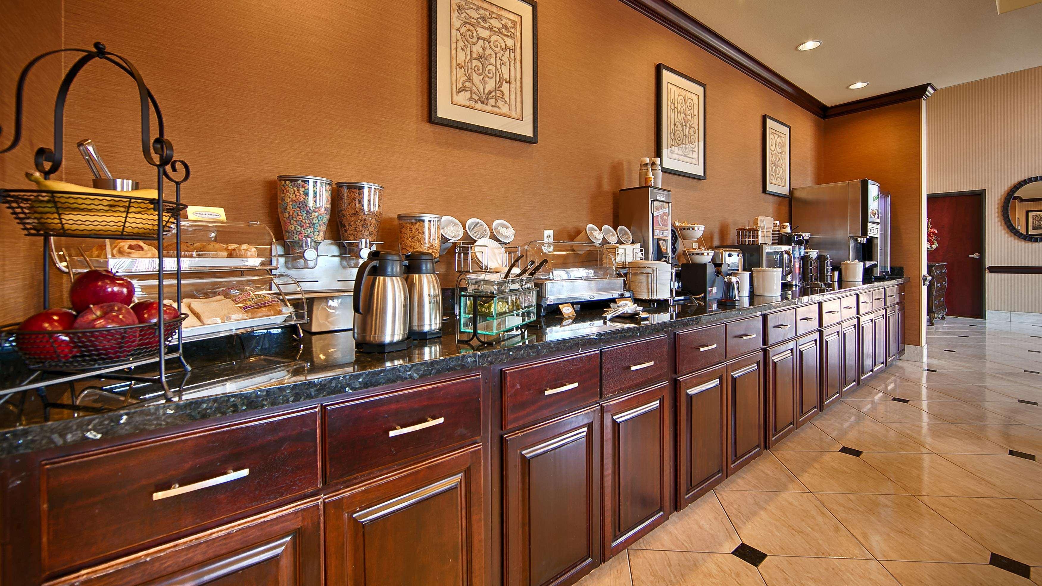 Best Western Orange Inn & Suites Εξωτερικό φωτογραφία